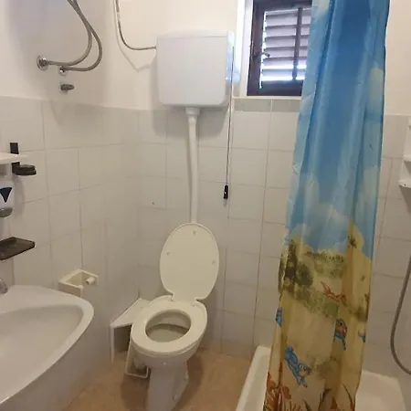 Marijan Zavala-istok Apartament Zavala